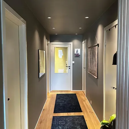 Modern Penthouse In Sandviken *