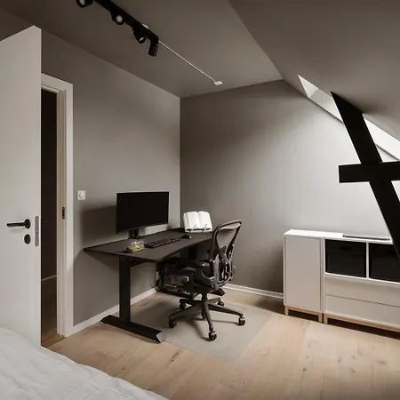Modern Penthouse In Sandviken Bergen