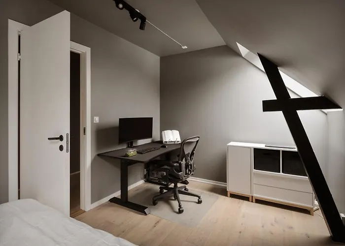 Modern Penthouse In Sandviken Bergen